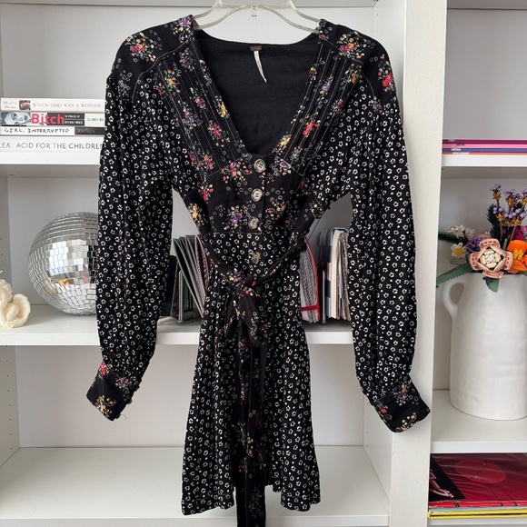 FREE PEOPLE Black Wonderland Printed Mini Dress - Picture 3 of 6